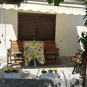  Apartment Manuela